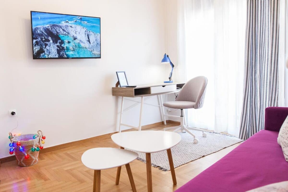 Contemporary Stylish Apartment Located Near Metaxourgeio Area Ateny Zewnętrze zdjęcie