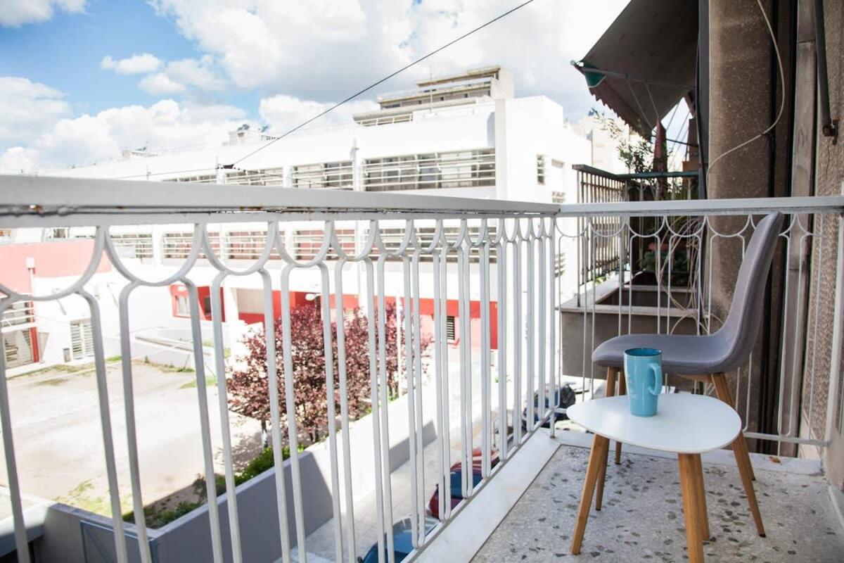 Contemporary Stylish Apartment Located Near Metaxourgeio Area Ateny Zewnętrze zdjęcie